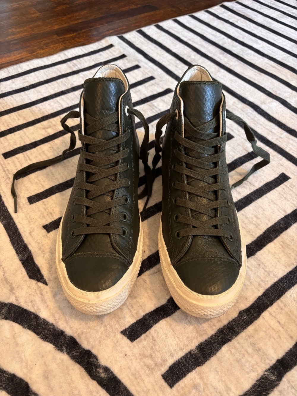 Men’s Converse All Star high top leather sneakers
